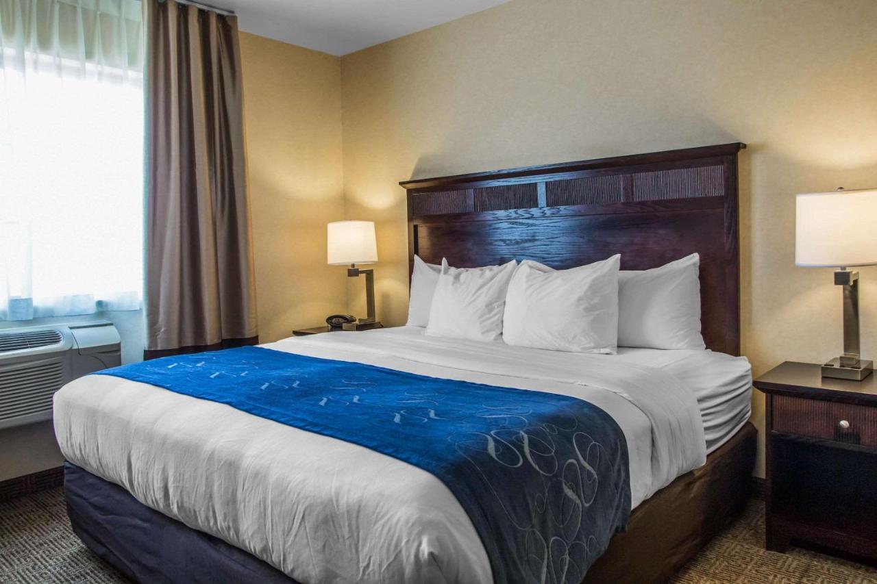 Comfort Suites Lake Geneva East Экстерьер фото